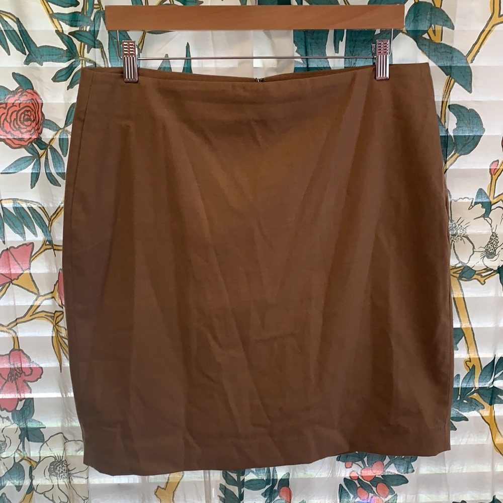 💜 SALE Banana Republic like new skirt suit
